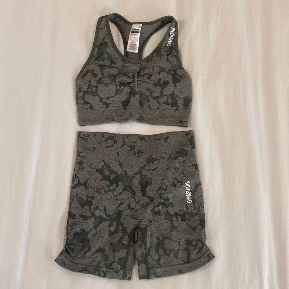 Gymshark Green Camo Athletic Set